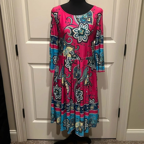 REBORN NWT Fuscia and Floral Dress 3/4 Sleeve. Beautiful. - Picture 1 of 3